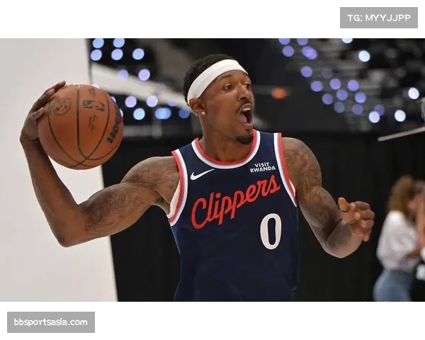 比尔季前赛提前结束揭幕战将正式回归阵容彰显球队实力 比尔季前赛提前结束揭幕战将正式回归阵容彰显球队实力